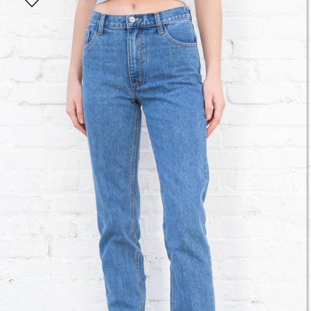 brandy melville carly light wash jeans